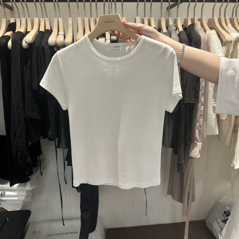 LE BUTTER韓國直郵實拍女裝新品時尚推薦人氣熱賣休閑T恤LE BUTTERT恤圖色1