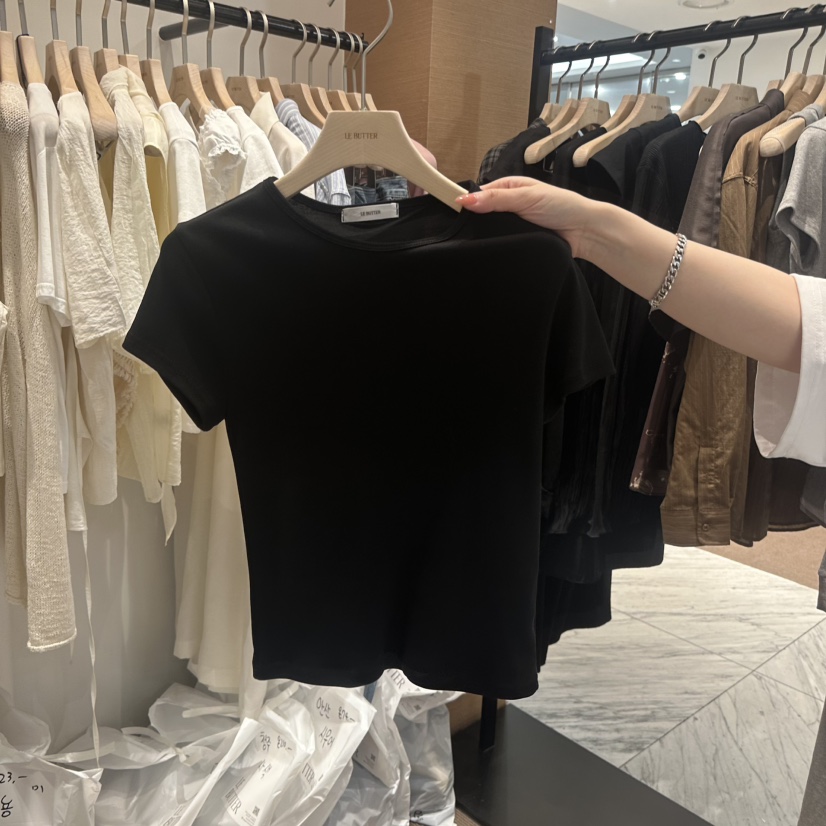 LE BUTTER韓國直郵實拍女裝新品時尚推薦人氣熱賣休閑T恤LE BUTTERT恤圖色3
