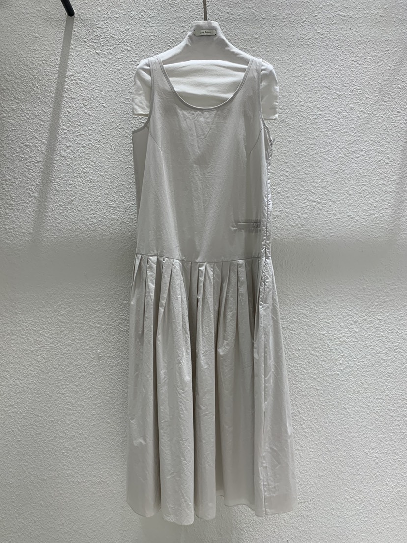 LUCY SALON韓國直郵女裝新品時尚推薦26夏季人氣熱賣連衣裙LUCY SALON連衣裙圖色2