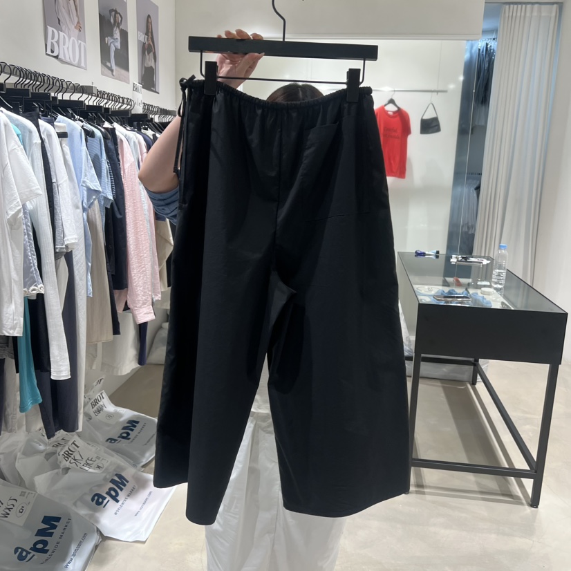 BROT韓國直郵女裝新品時尚推薦人氣熱賣26夏季休閑短褲BROT短褲