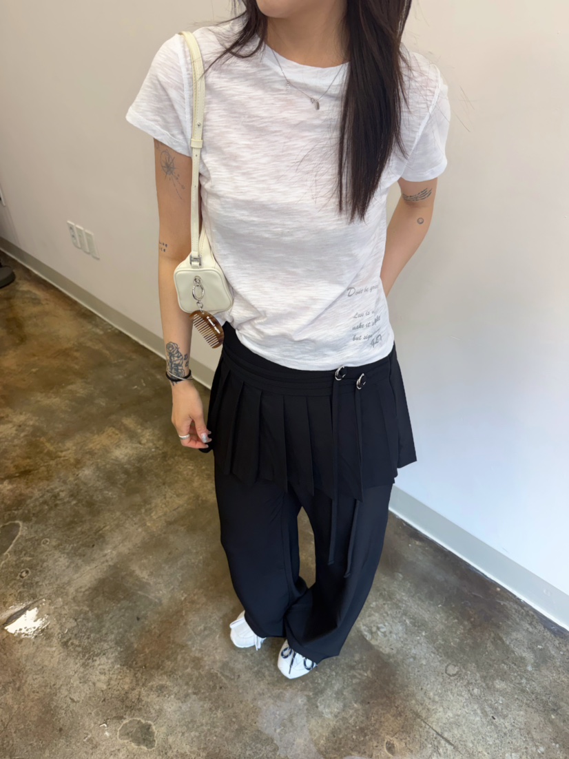 GLITTER韓國東大門直郵女裝新款時尚推薦休閑熱賣人氣T恤GLITTERT恤