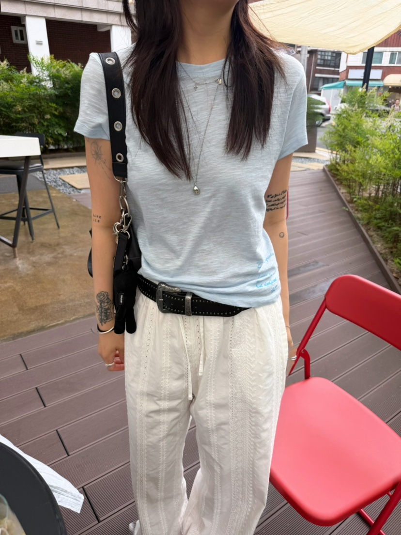 GLITTER韓國東大門直郵女裝新款時尚推薦休閑熱賣人氣T恤GLITTERT恤