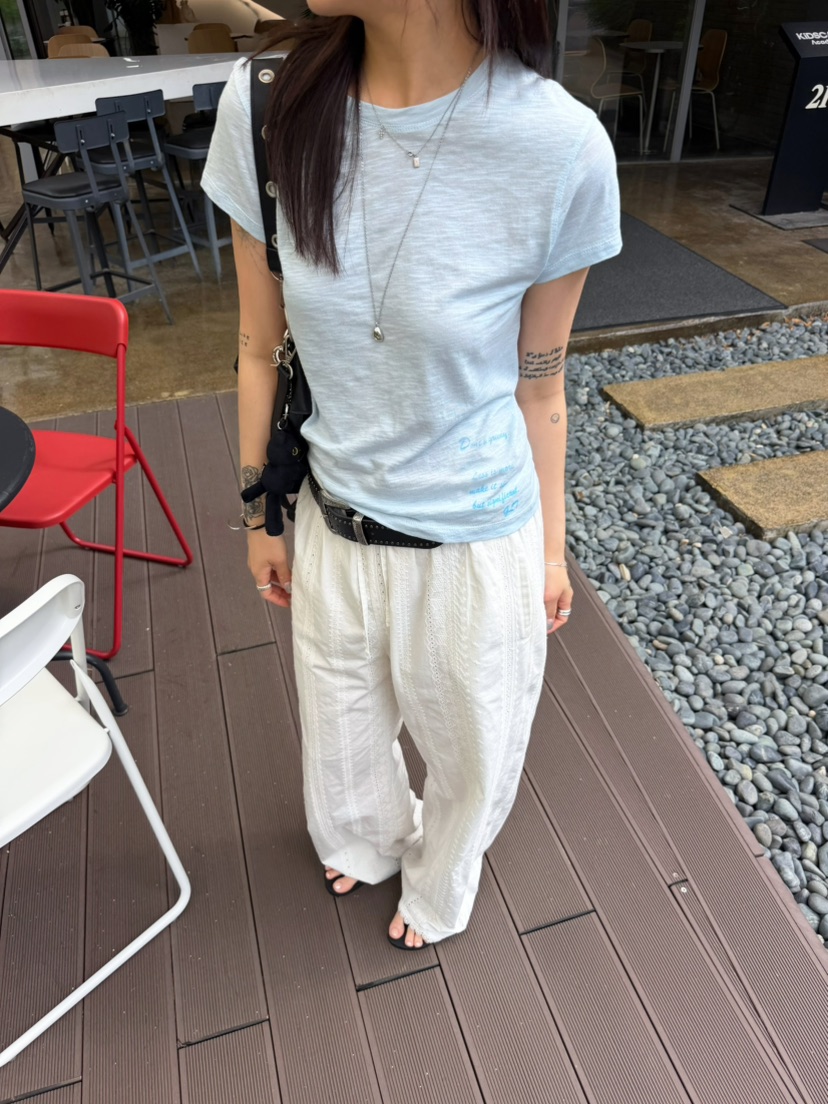 GLITTER韓國東大門直郵女裝新款時尚推薦休閑熱賣人氣T恤GLITTERT恤