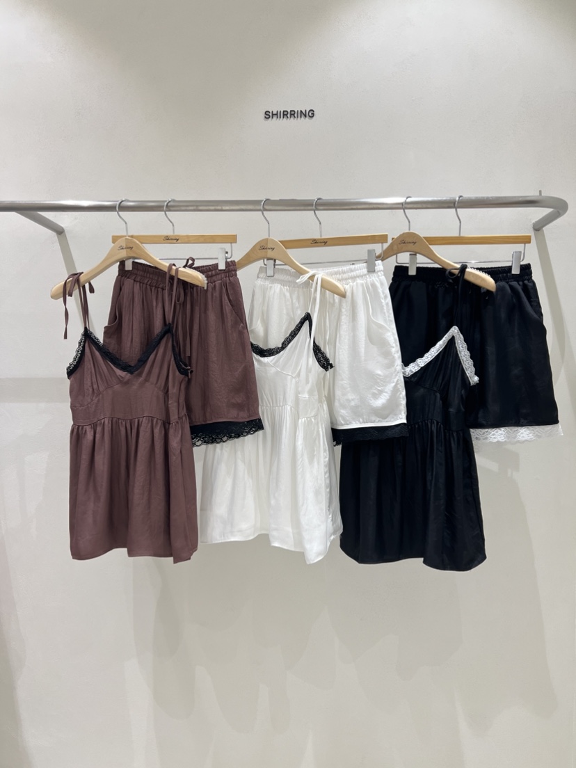SHIRRING韓國東大門直郵女裝新品熱賣時尚推薦套裝打折套裝SHIRRING套裝