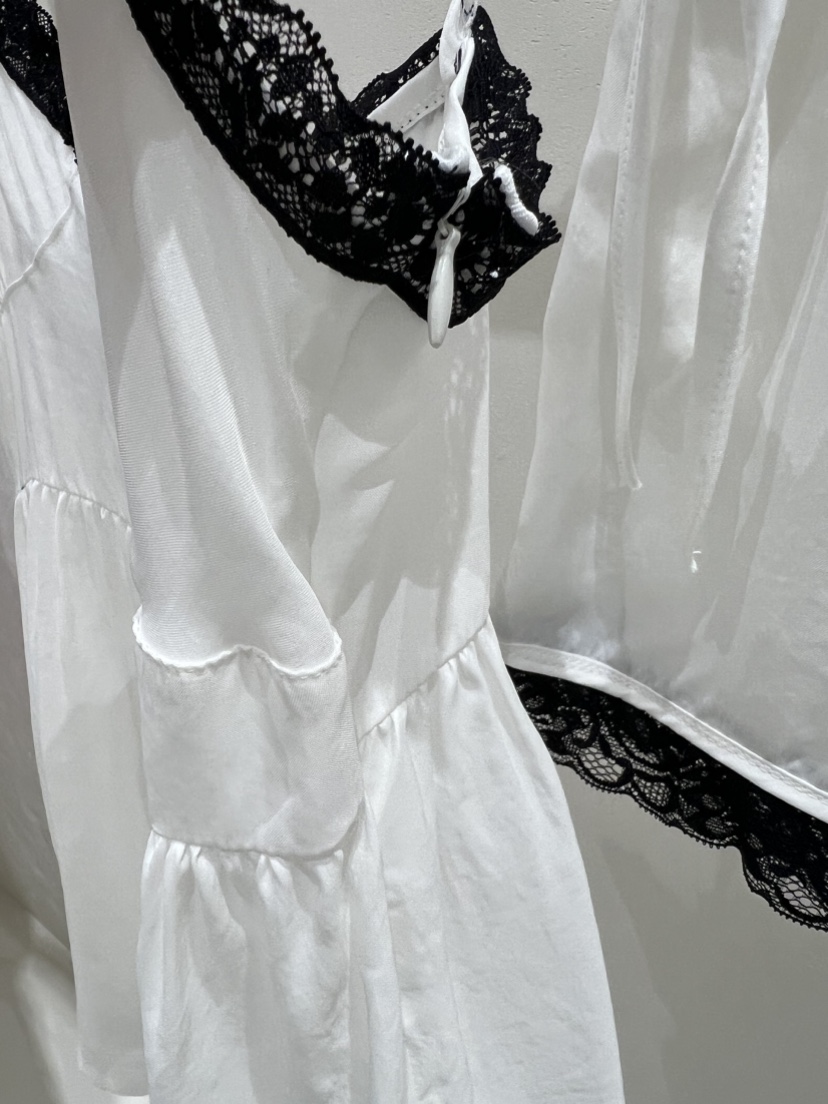SHIRRING韓國東大門直郵女裝新品熱賣時尚推薦套裝打折套裝SHIRRING套裝