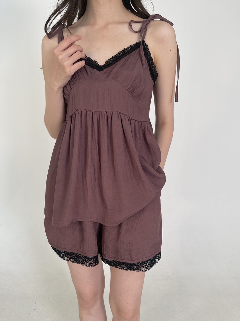 SHIRRING韓國東大門直郵女裝新品熱賣時尚推薦套裝打折套裝SHIRRING套裝