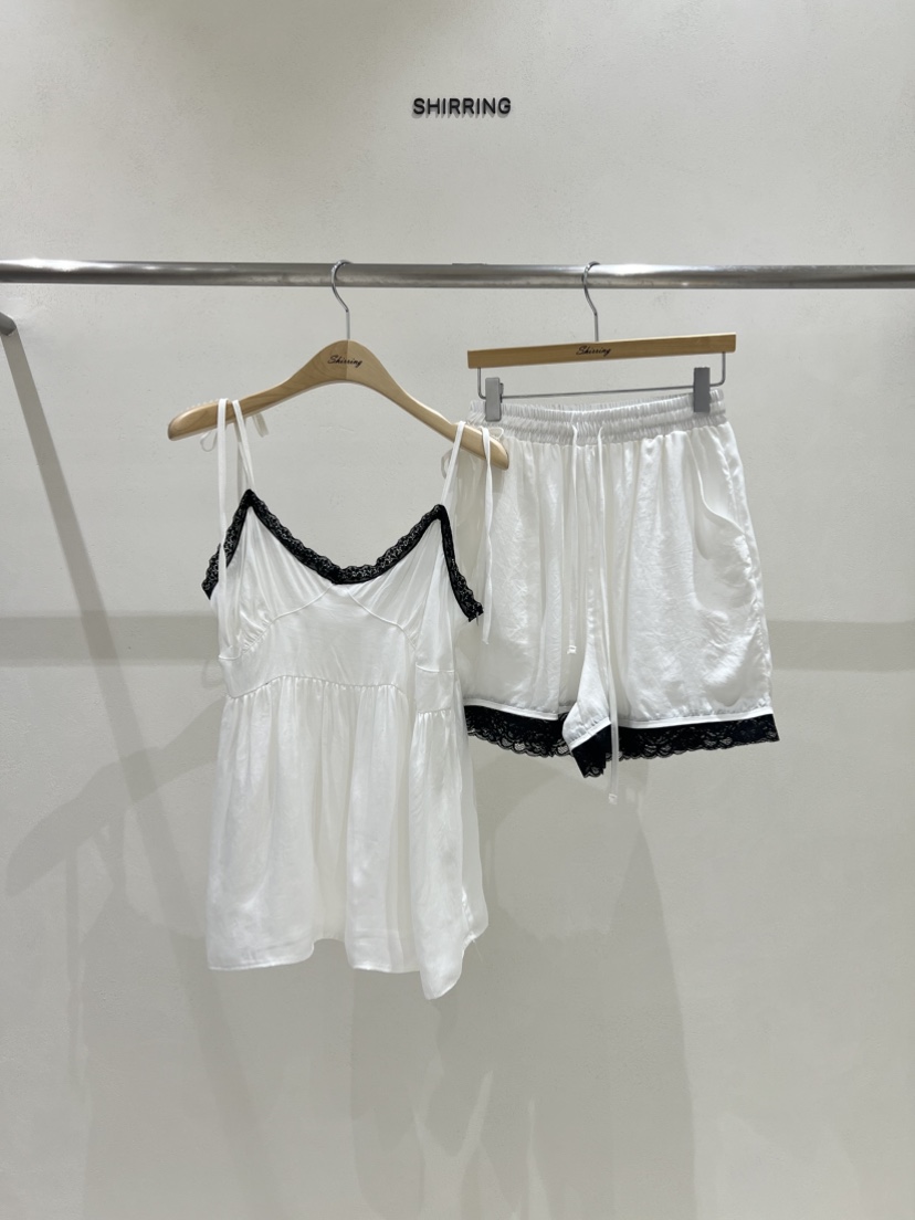 SHIRRING韓國東大門直郵女裝新品熱賣時尚推薦套裝打折套裝SHIRRING套裝圖色2
