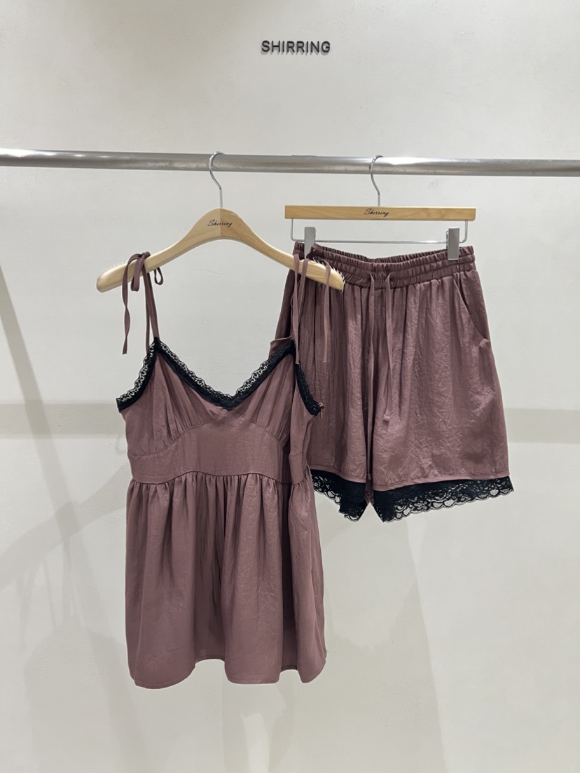 SHIRRING韓國東大門直郵女裝新品熱賣時尚推薦套裝打折套裝SHIRRING套裝圖色3