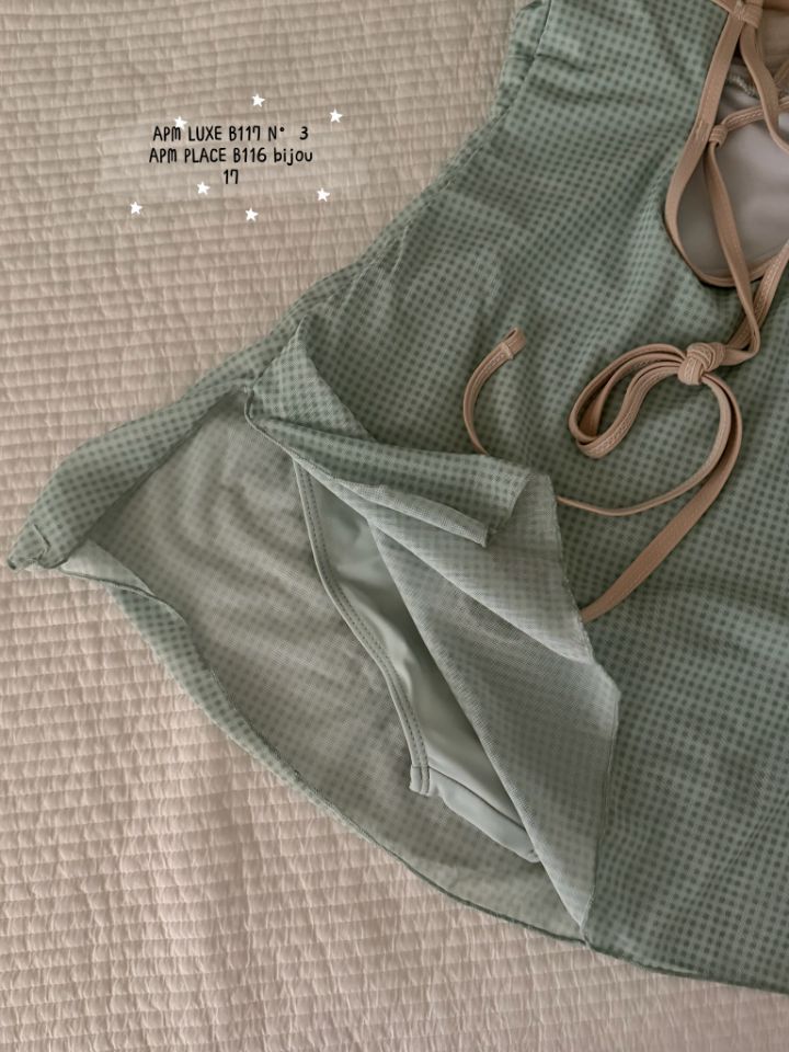 N3韓國東大門代購女裝新品時尚休閑人氣推薦26夏季熱賣泳裝N3泳裝