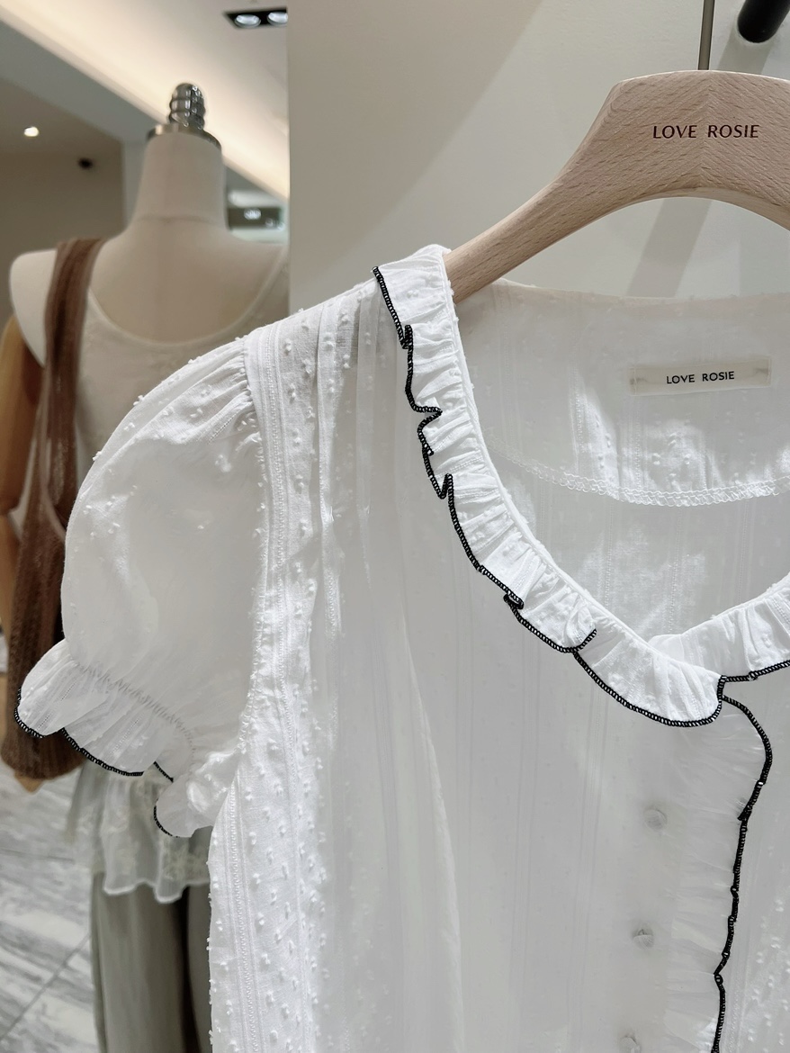 LOVE ROSIE韓國直郵女士新品人氣時尚26夏季熱賣襯衫蕾絲衫LOVE ROSIE襯衫/蕾絲衫