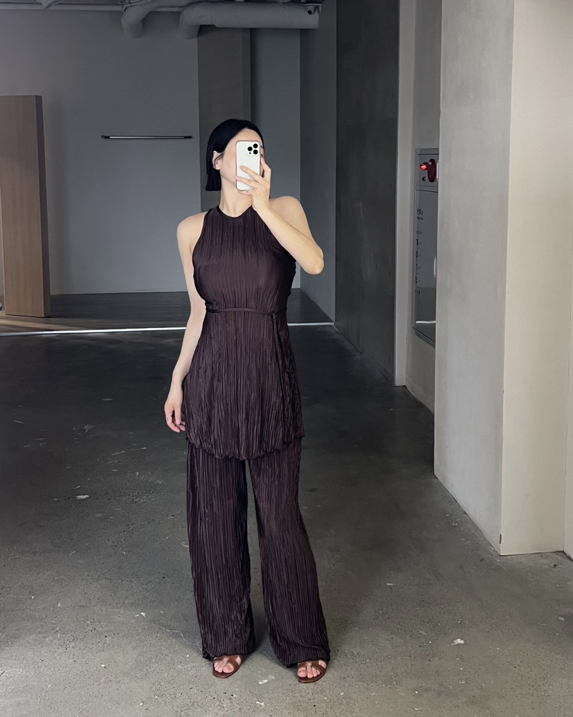 VERNI韓國直郵女裝新品休閑熱賣26夏季套裝含腰繩套裝褶皺VERNI套裝