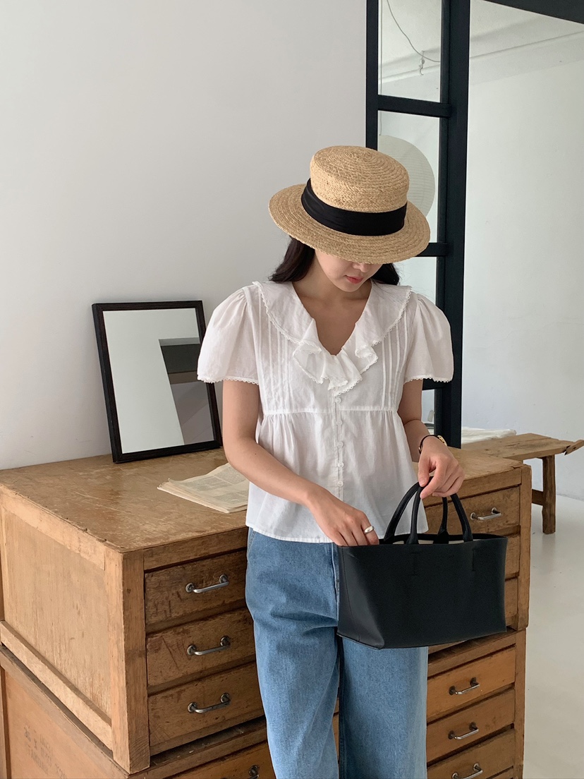 BLEECKER東大門實拍韓國女士新款休閑熱賣襯衫蕾絲衫褶裥BLEECKER襯衫/蕾絲衫