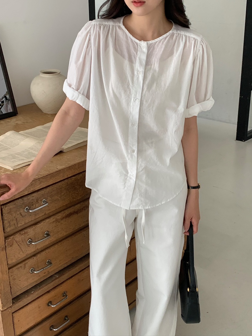 BLEECKER韓國東大門直郵女士新品熱賣26夏季時尚襯衫蕾絲衫BLEECKER襯衫/蕾絲衫