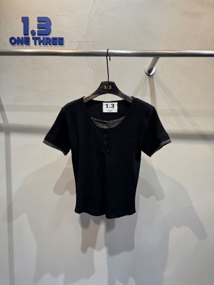 1.3東大門實拍韓國女裝新款人氣時尚熱賣推薦休閑T恤紐扣1.3_ONE THREET恤圖色2
