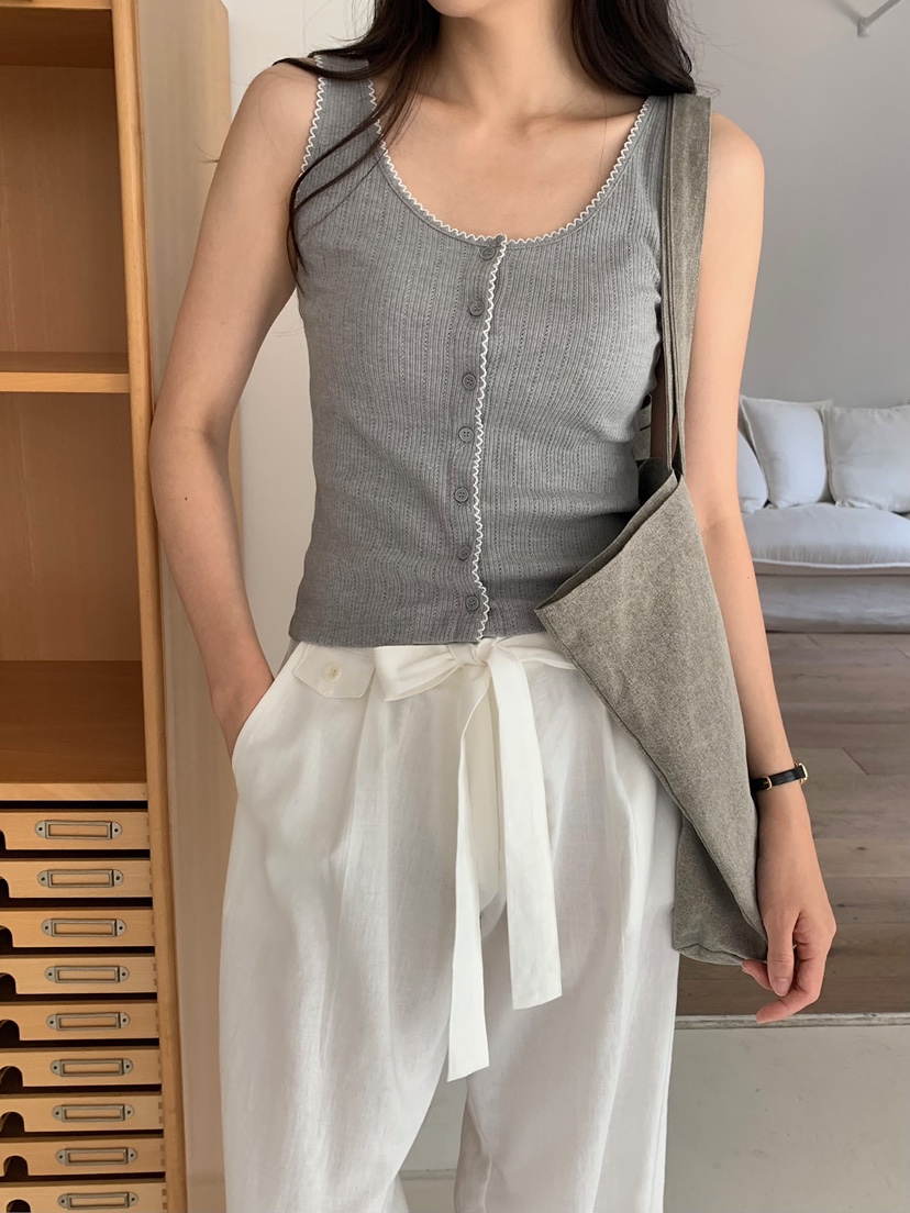 BLEECKER東大門實拍韓國女士新品熱賣休閑吊帶背心刺繡紐扣BLEECKER吊帶/背心