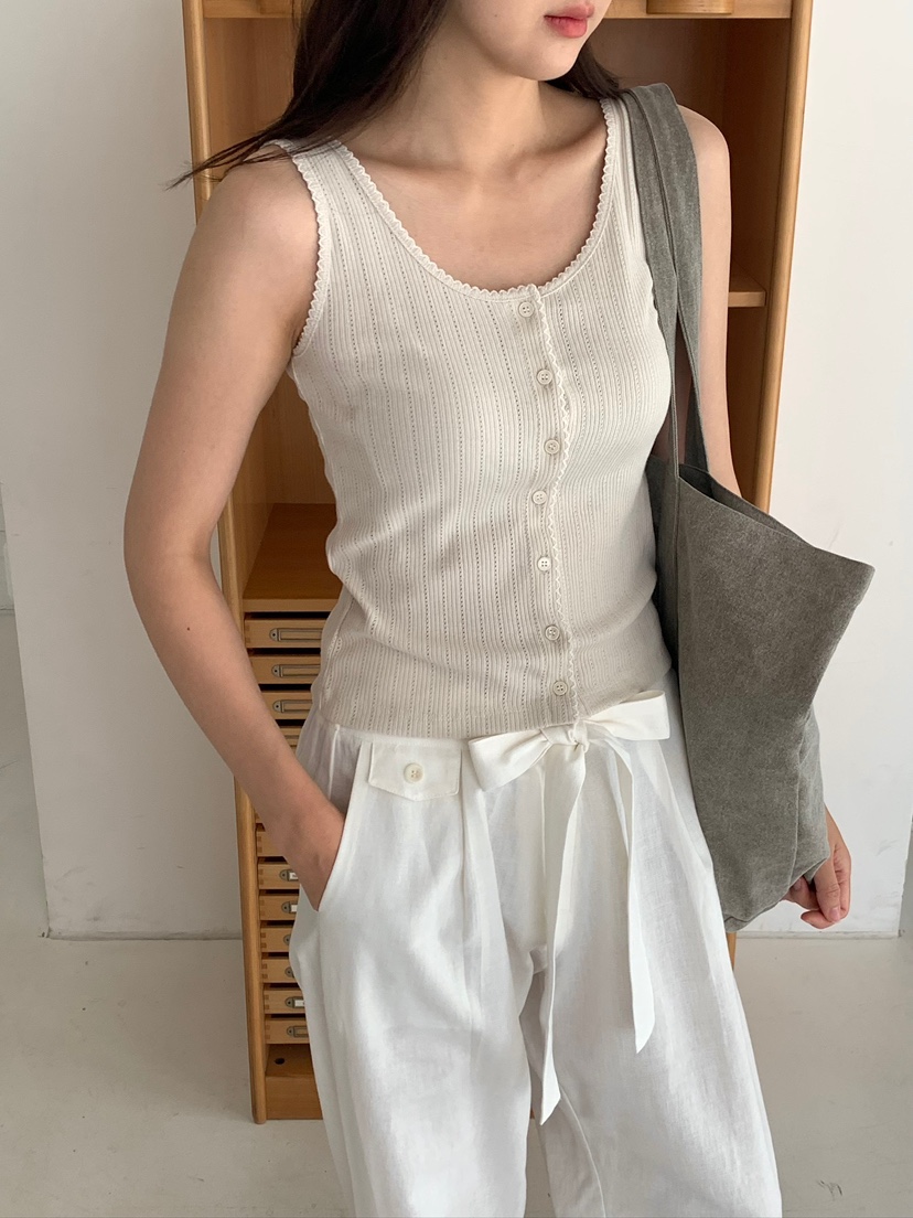 BLEECKER東大門實拍韓國女士新品熱賣休閑吊帶背心刺繡紐扣BLEECKER吊帶/背心