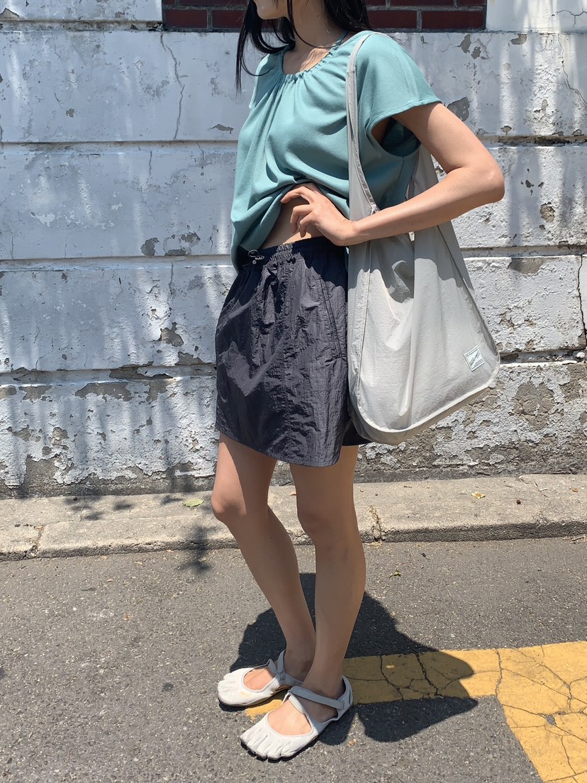 BAKING POWDER韓國直郵實拍女裝新品休閑人氣時尚推薦短裙BAKING POWDER短裙