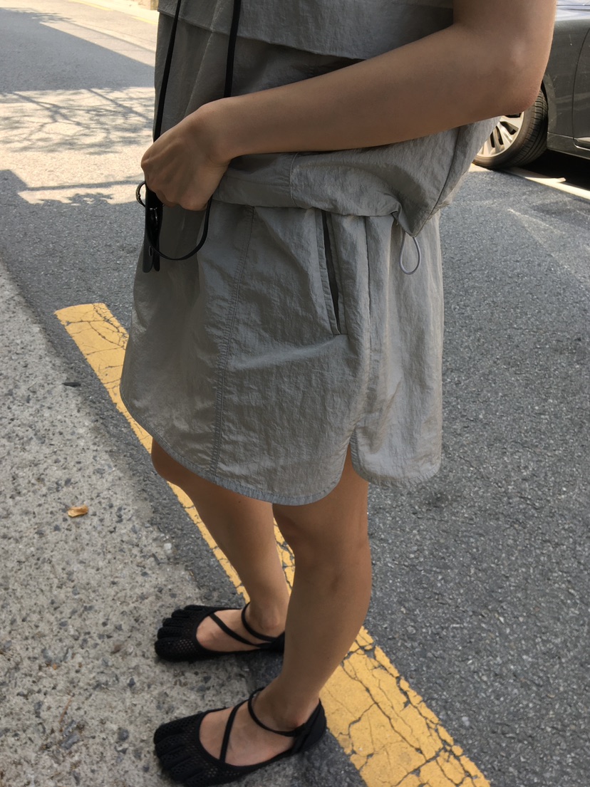 BAKING POWDER韓國直郵實拍女裝新品休閑人氣時尚推薦短裙BAKING POWDER短裙