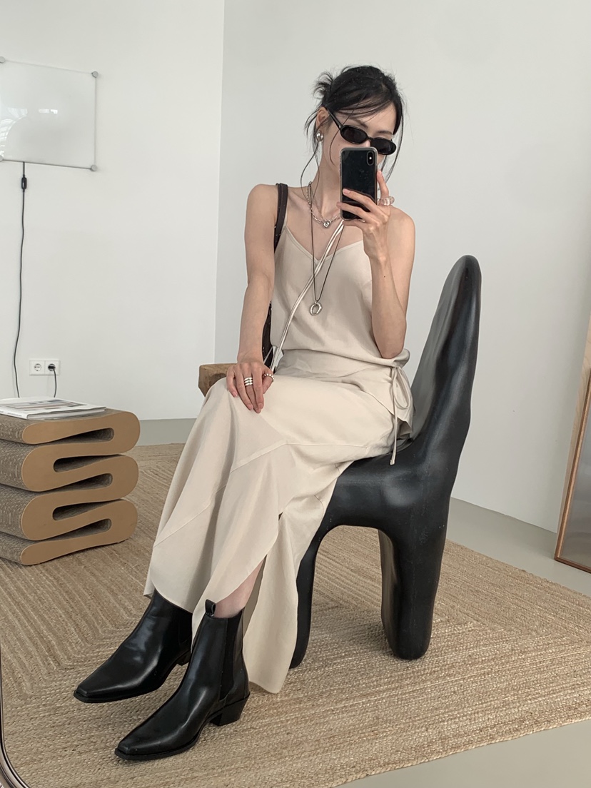 LOFN東大門實拍韓國女裝新品人氣熱賣時尚休閑推薦吊帶背心LOFN吊帶/背心