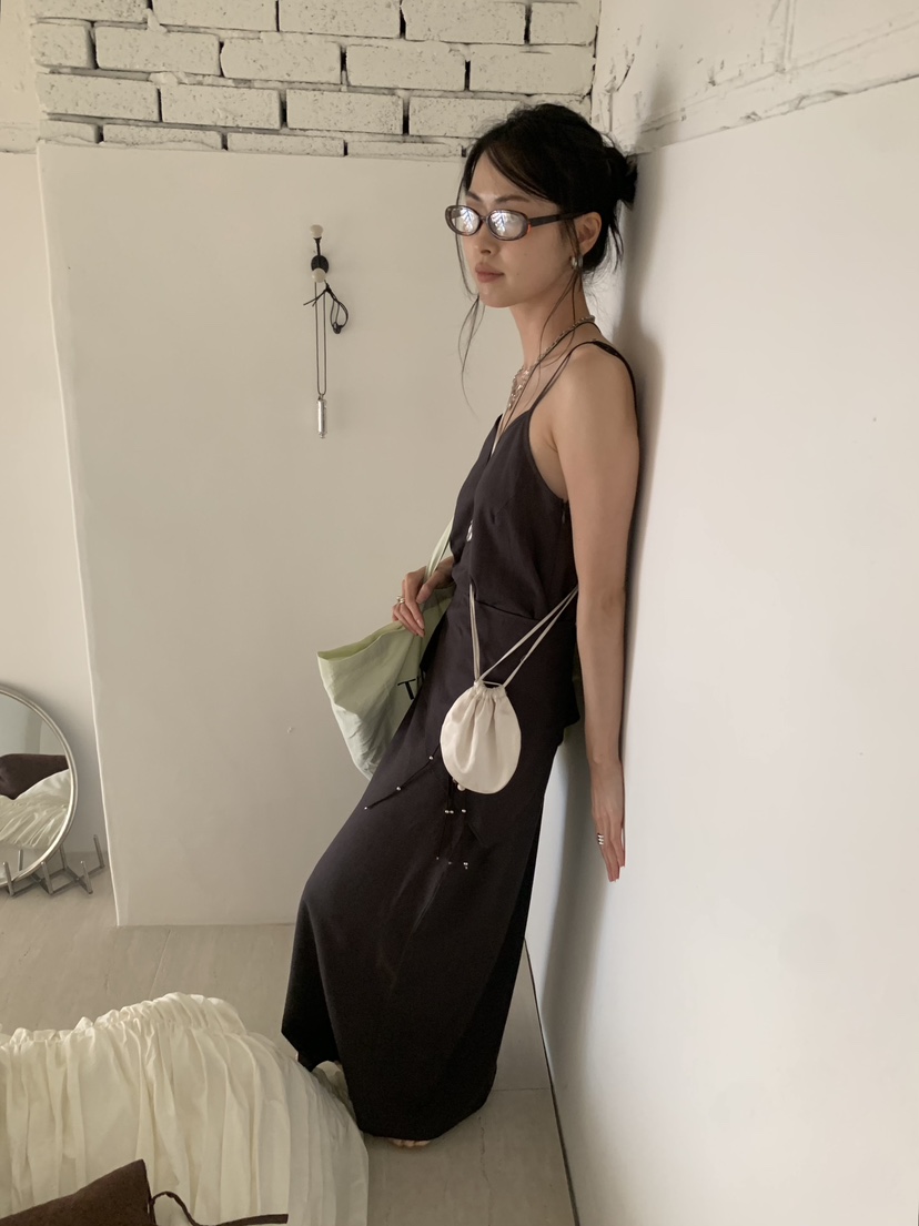 LOFN東大門實拍韓國女裝新品人氣熱賣時尚休閑推薦吊帶背心LOFN吊帶/背心
