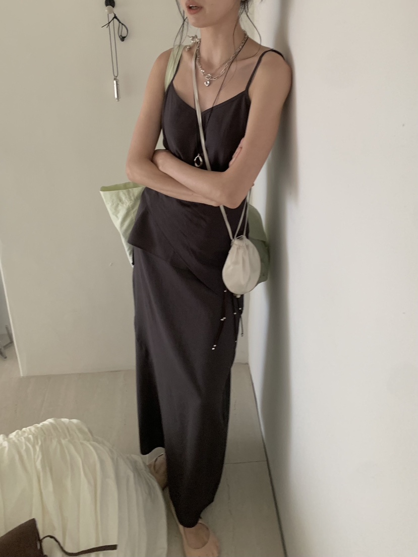 LOFN東大門實拍韓國女裝新品人氣熱賣時尚休閑推薦吊帶背心LOFN吊帶/背心