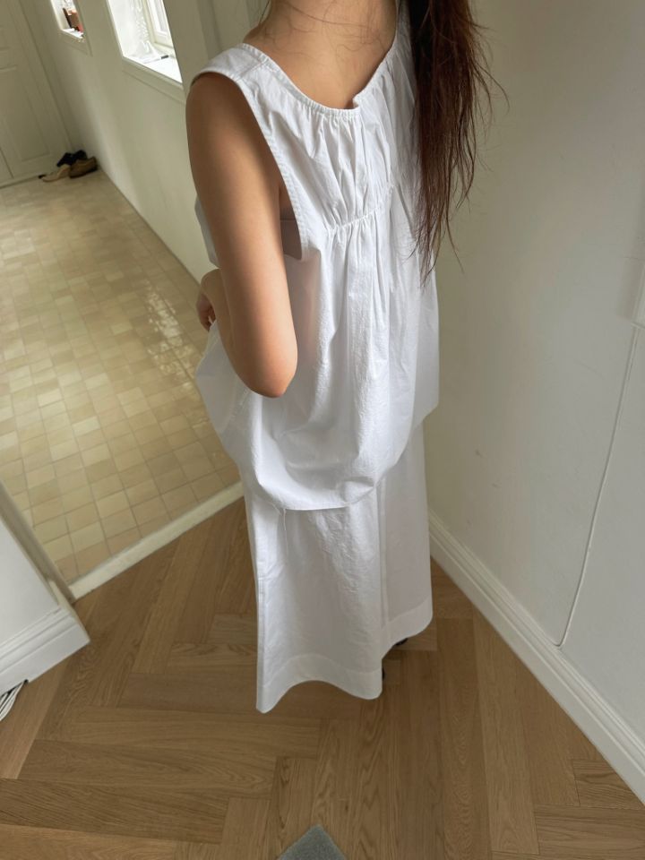 MARE韓國東大門代購女裝新品時尚休閑推薦熱賣吊帶背心褶皺MARE吊帶/背心