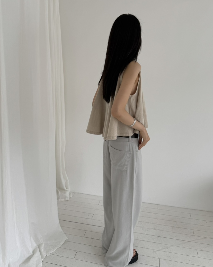 HOWDY/FACT THE NERD韓國直郵女士新品人氣吊帶背心喇叭無袖HOWDY/FACT THE NERD吊帶/背心