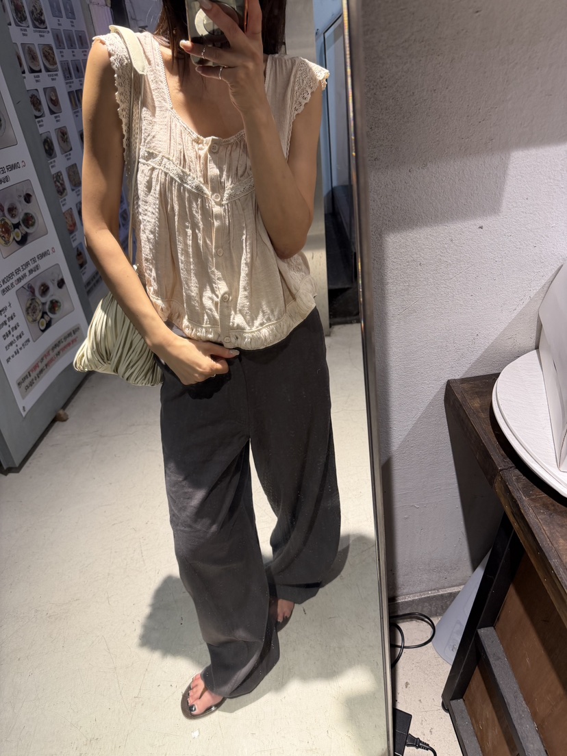 FRANC—L韓國東大門直郵女裝新品休閑時尚推薦襯衫蕾絲衫FRANC襯衫/蕾絲衫