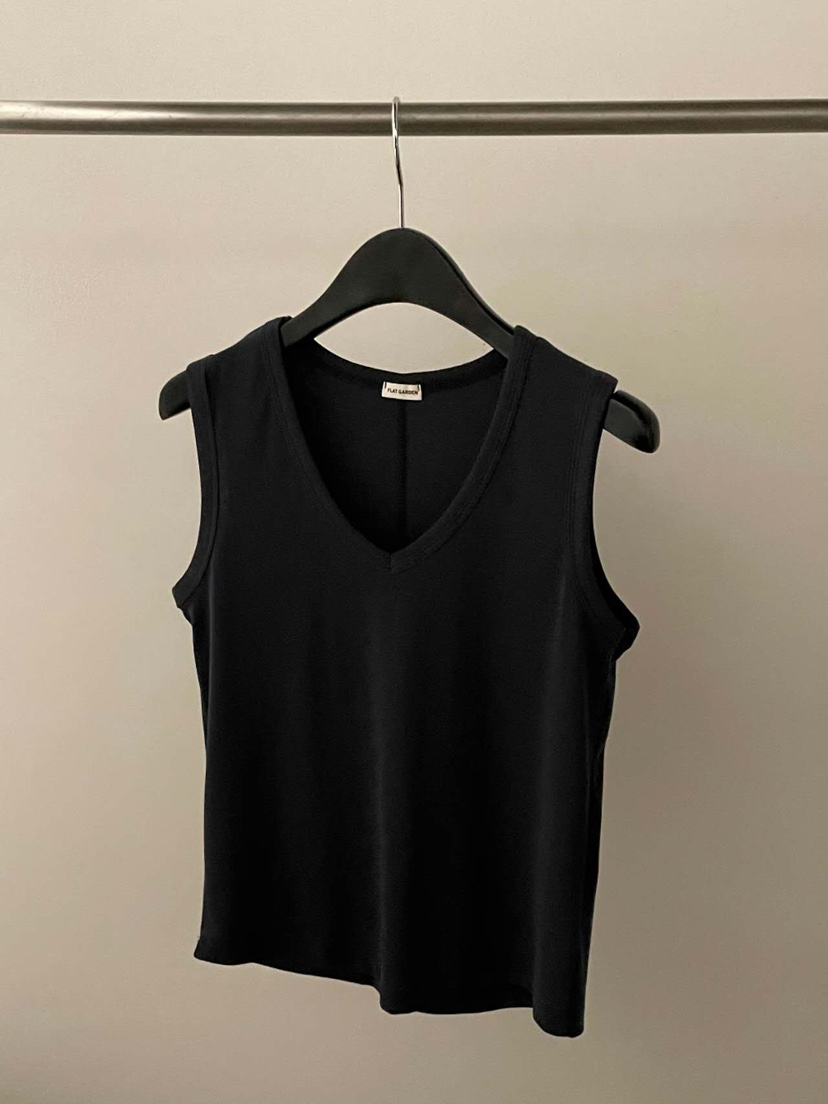 FLAT GARDEN/LA MUETTE/JAMIESTONE韓國直郵實拍女裝新品吊帶背心V領FLAT GARDEN/LA MUETTE/JAMIESTONE吊帶/背心圖色3