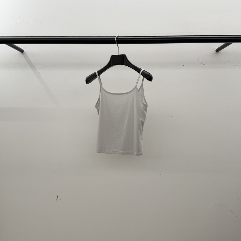 ID韓國直郵女裝新品推薦人氣時尚休閑26夏季吊帶背心無袖ID吊帶/背心圖色1米色