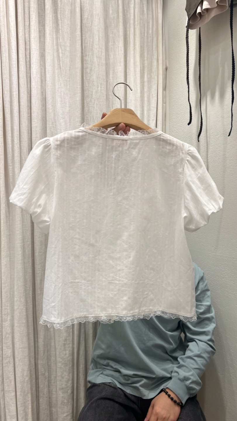 AHOY韓國直郵女裝新品26夏季休閑人氣時尚襯衫蕾絲衫泡泡袖AHOY襯衫/蕾絲衫