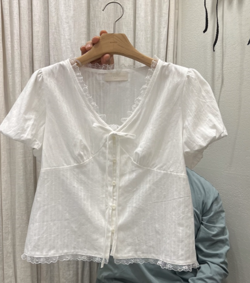 AHOY韓國直郵女裝新品26夏季休閑人氣時尚襯衫蕾絲衫泡泡袖AHOY襯衫/蕾絲衫圖色1
