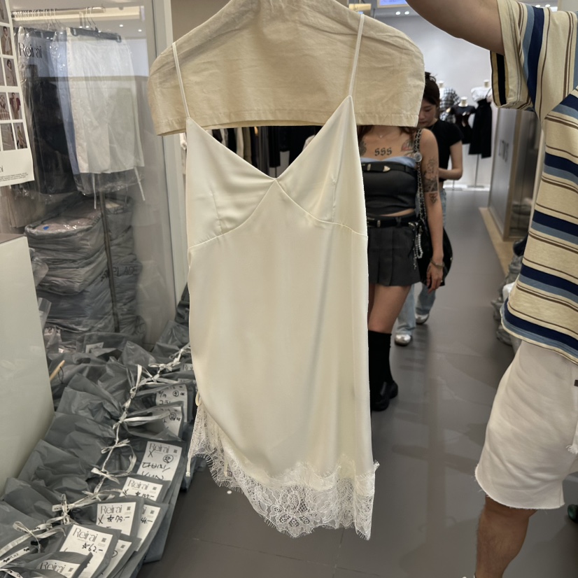 JADEMARKET東大門實拍韓國女裝新款休閑吊帶背心無袖緞面JADE SEOUL_MARKET吊帶/背心圖色1