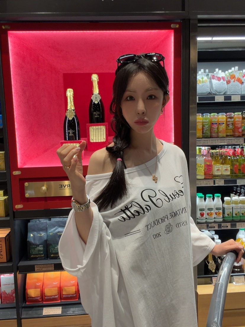 PALETTE-Q東大門實拍韓國女裝新品時尚熱賣休閑推薦人氣T恤PALETTE-QT恤