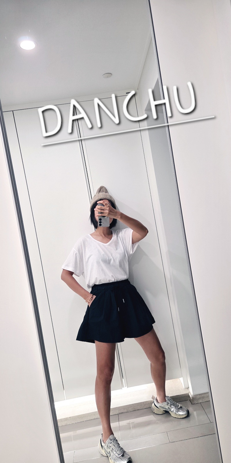 DANCHU韓國直郵女裝新款人氣熱賣推薦時尚休閑26夏季T恤V領DANCHUT恤