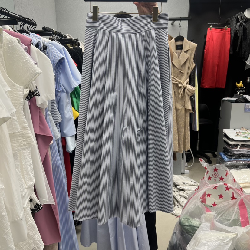 TANIA韓國代購女士新品熱賣時尚人氣休閑26夏季推薦長裙條紋TANIA長裙圖色2