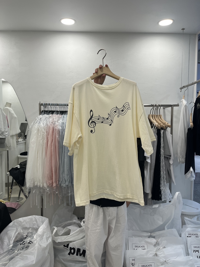 DELICATE韓國東大門直郵女裝新款時尚熱賣人氣休閑推薦T恤DELICATET恤圖色2