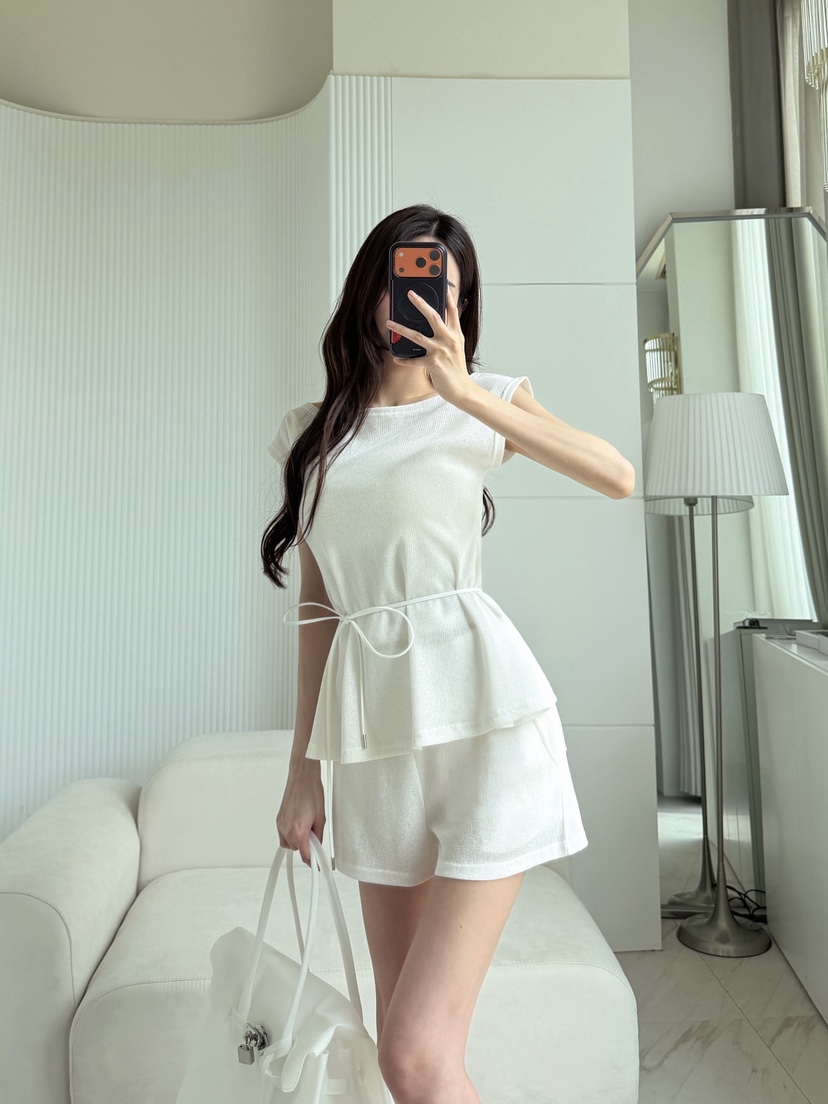 CLOTH韓國直郵實拍女士新款熱賣時尚推薦人氣26夏季套裝含腰繩CLOTH套裝