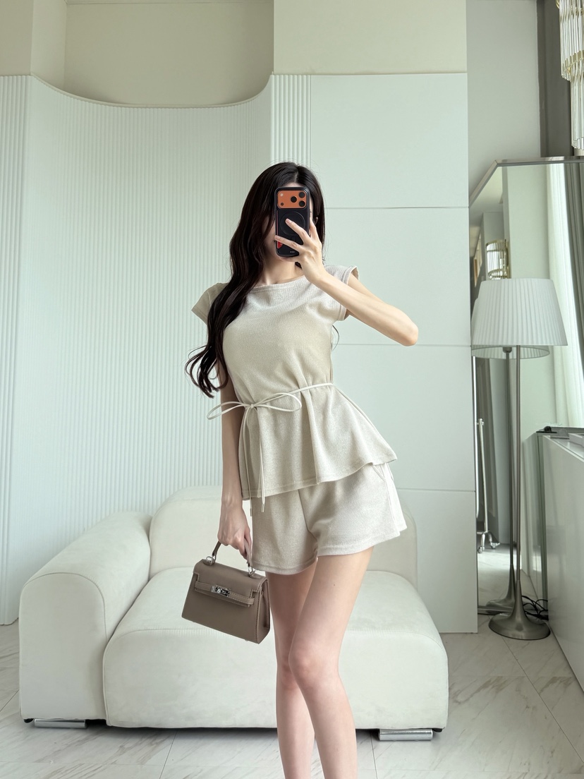 CLOTH韓國直郵實拍女士新款熱賣時尚推薦人氣26夏季套裝含腰繩CLOTH套裝圖色2