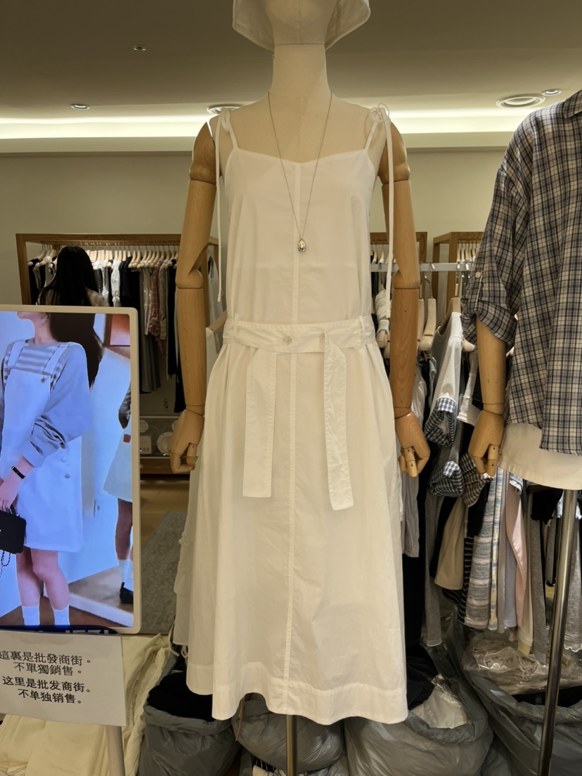 TIZZI韓國代購女士新款推薦人氣熱賣時尚26夏季連衣裙含腰帶TIZZI連衣裙圖色1
