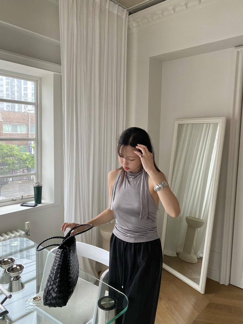 OUPPT韓國東大門代購女士新品熱賣推薦時尚26夏季吊帶背心露背OUPPT吊帶/背心
