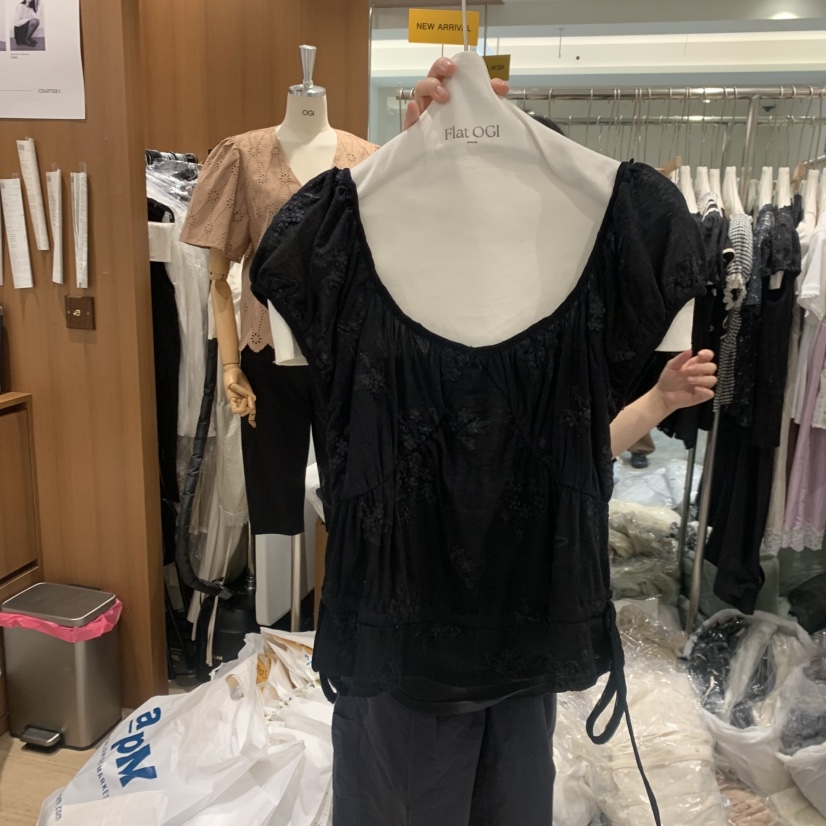 OGI東大門實拍韓國女裝新款時尚休閑推薦26夏季襯衫蕾絲衫FLat OGI襯衫/蕾絲衫圖色2
