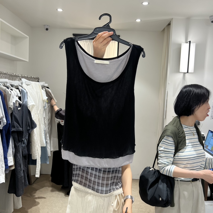 VENIR-a韓國東大門直郵女裝新品休閑時尚吊帶背心假兩件VENIR-a吊帶/背心圖色3