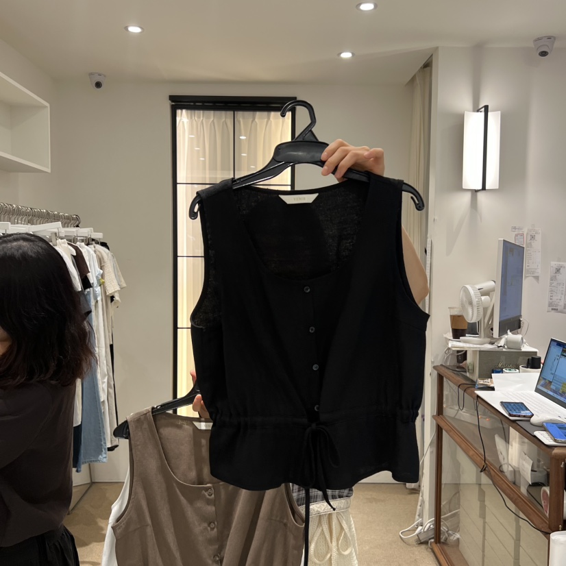 VENIR-a韓國直郵女裝新品26夏季推薦熱賣時尚人氣吊帶背心VENIR-a吊帶/背心圖色2
