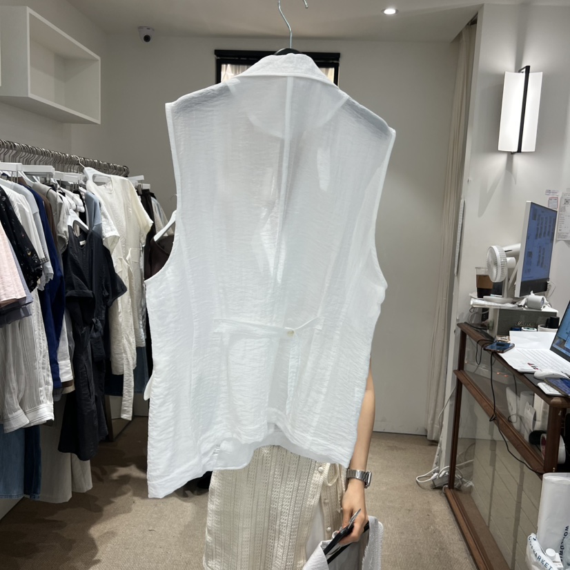 VENIR-a東大門實拍韓國女士新品26夏季熱賣人氣推薦馬甲VENIR-a馬甲