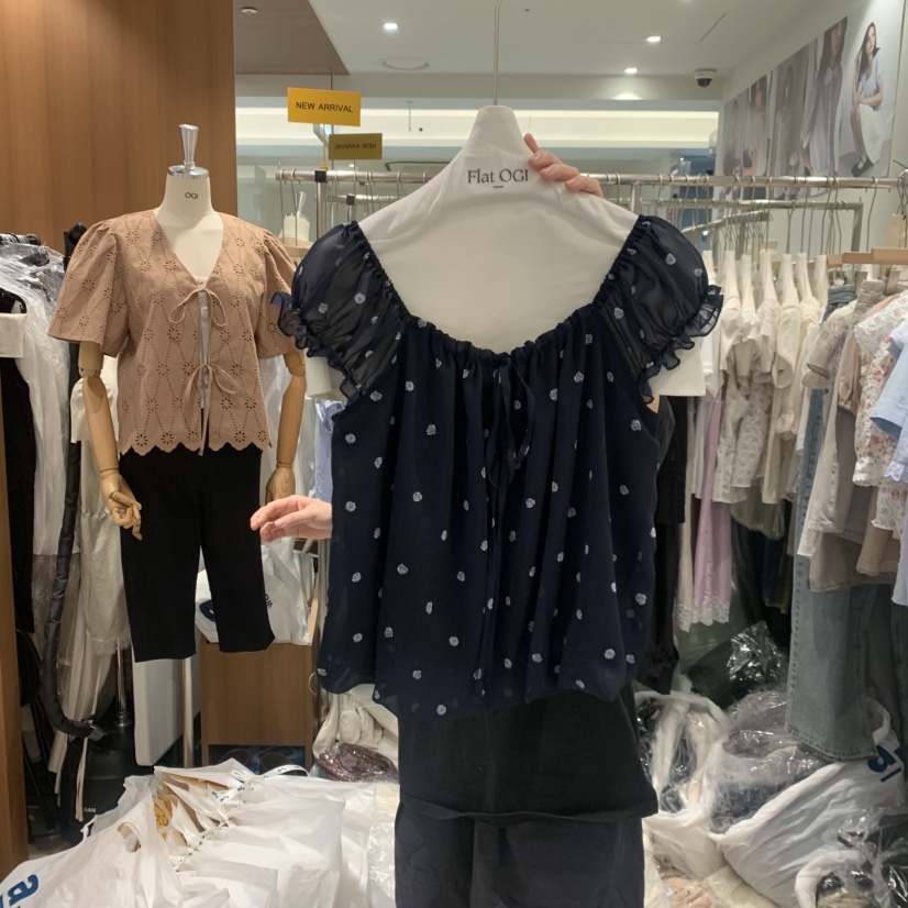 OGI韓國直郵實拍女裝新品休閑時尚人氣熱賣推薦襯衫蕾絲衫FLat OGI襯衫/蕾絲衫圖色2
