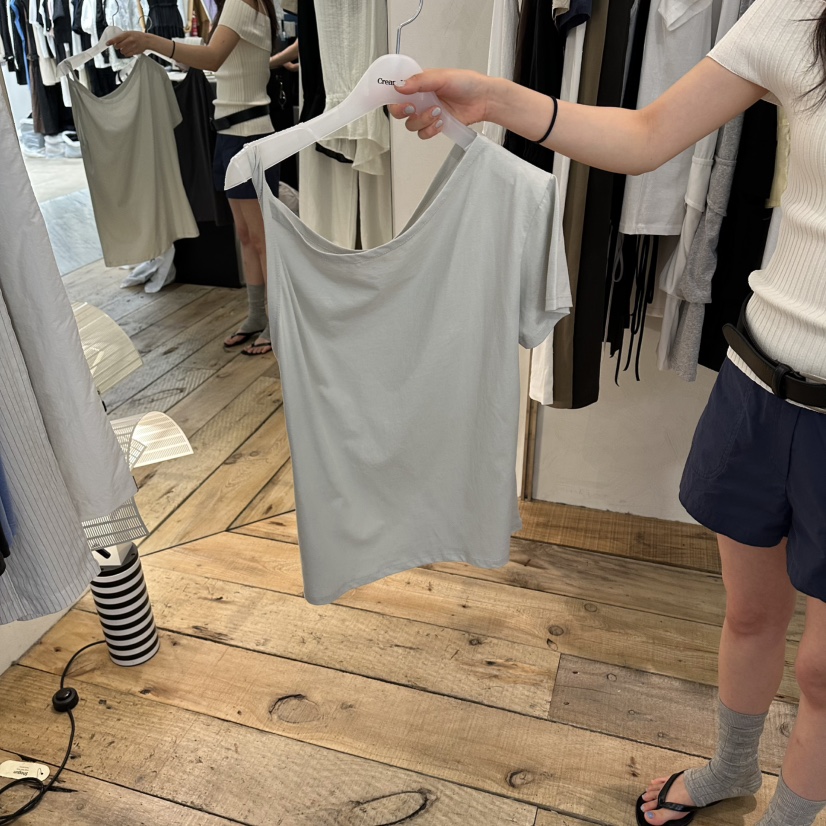 CREAM VILLA東大門實拍韓國女裝新品T恤CREAM VILLAT恤圖色2