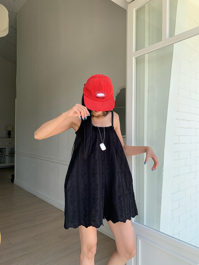 BADCALM東大門實拍韓國女士新品推薦休閑熱賣背帶褲刺繡棉BADCALM背帶褲