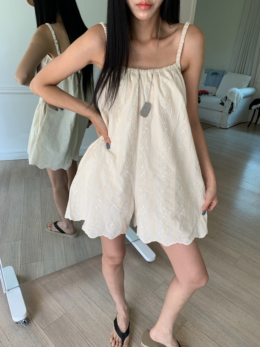 BADCALM東大門實拍韓國女士新品推薦休閑熱賣背帶褲刺繡棉BADCALM背帶褲