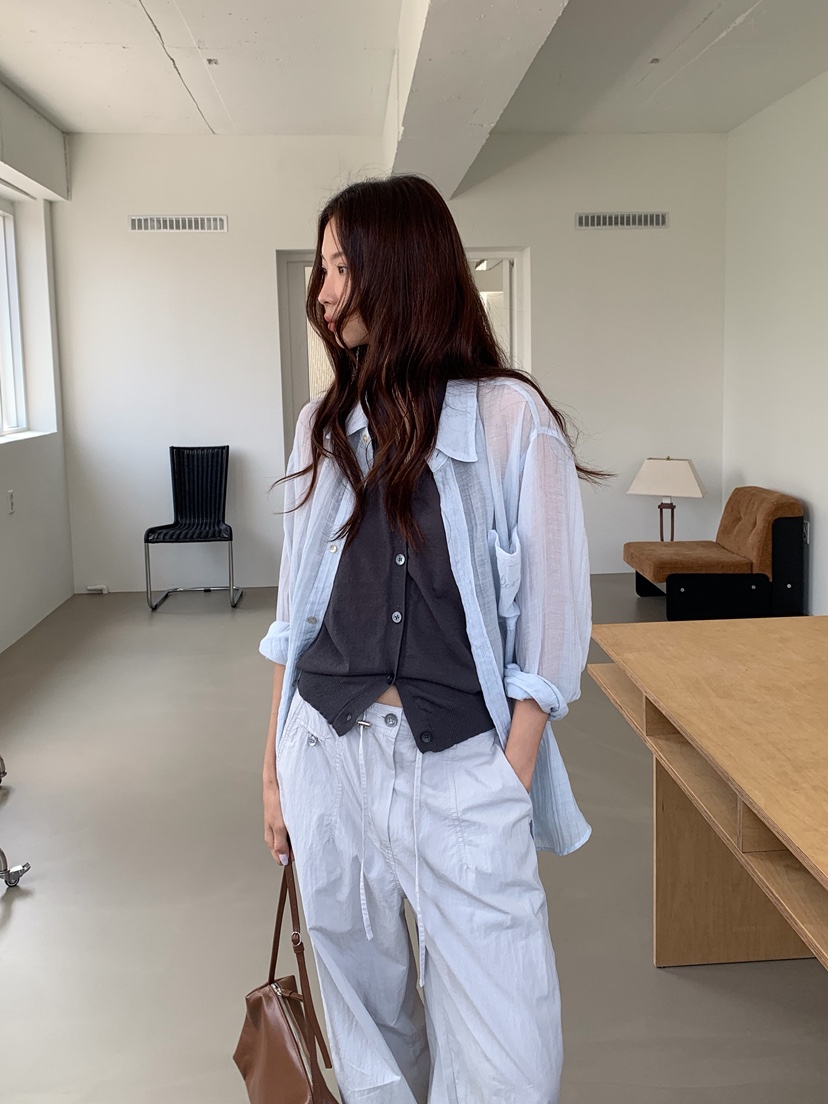 WEARABLE-L韓國東大門代購女裝新款熱賣時尚休閑襯衫蕾絲衫WEARABLE襯衫/蕾絲衫